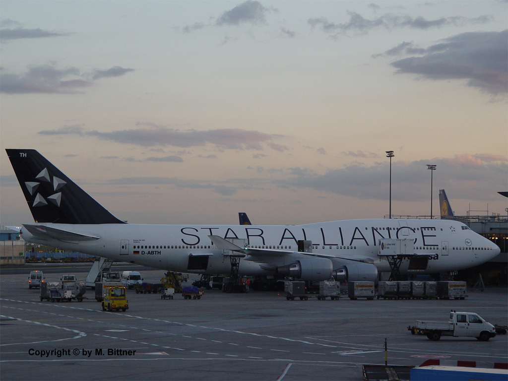 Boeing747-430 M / D-ABTH / fr�her Duisburg